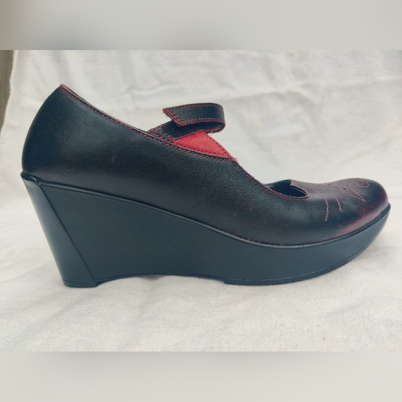Naot Mary Jane Style Wedge Size 37 - Picture 4 of 8